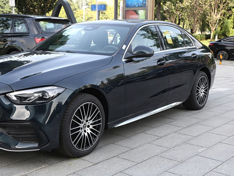 2025�� �Ŀ� C 200 L �˶���