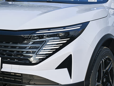 2025�� �Ŀ� ���� 2.0L CVT XV+���Ȱ�