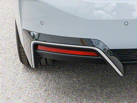 2026�� eDrive 40 L ��ҹ��װ