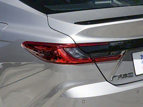 2026�� ˫�� 2.0HS �˶���