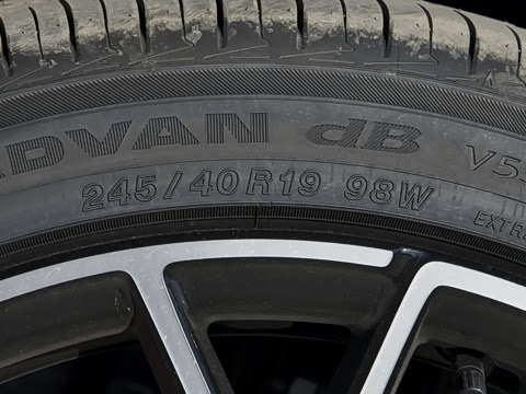 2026�� 2.0T 405 AT������