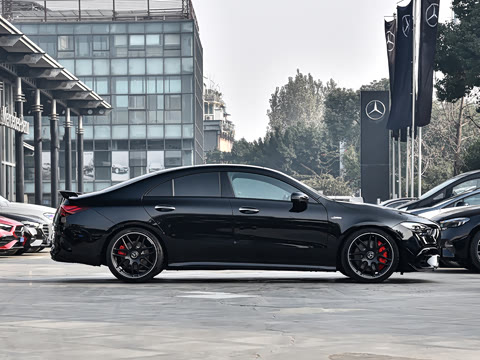 2026�� AMG CLA 45 S 4MATIC+