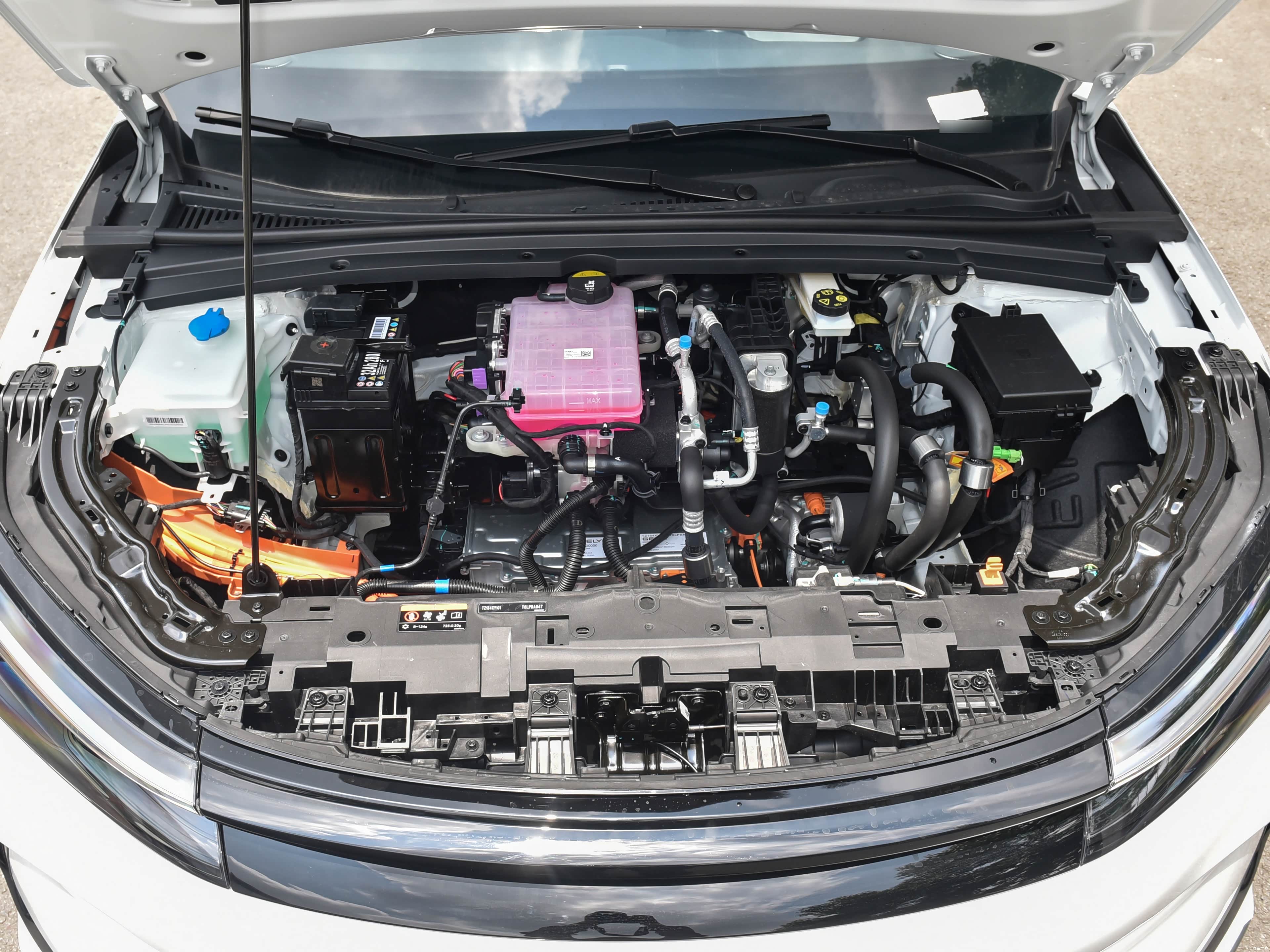 Geely A7 EV, миниатюра 30