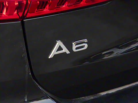 2026�� allroad quattro 55 TFSI