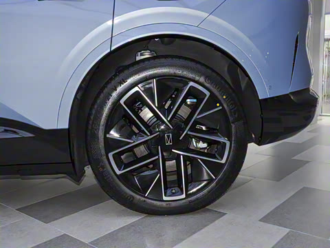 2026�� Max+ �����