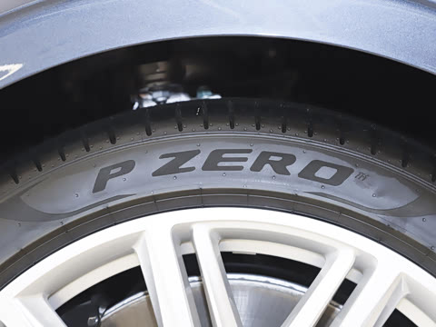 2026�� 4.0T V8 ��׼��