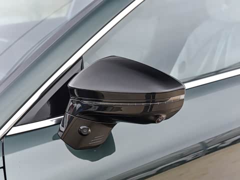 2026�� 225km EM-i Զ�����ǺӰ�