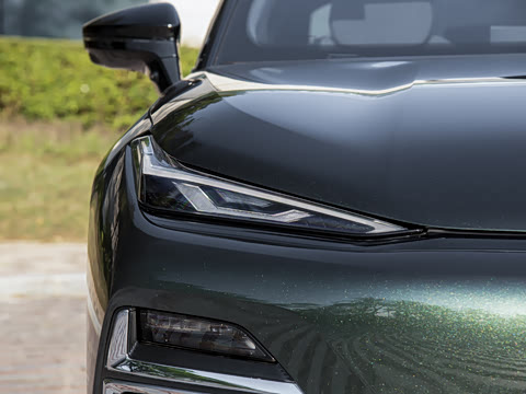 2026�� 225km EM-P Զ�����ǺӰ�+ҫҹ��װ