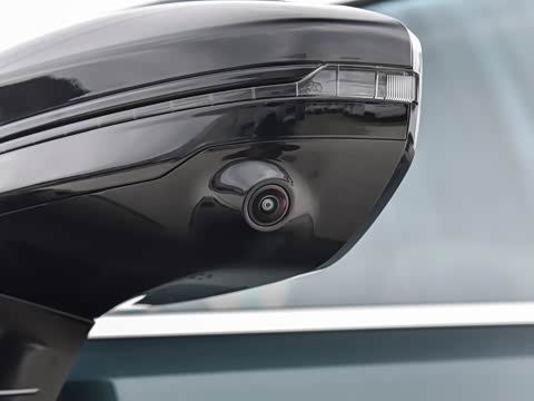 2026�� 225km EM-i Զ�����ǺӰ�