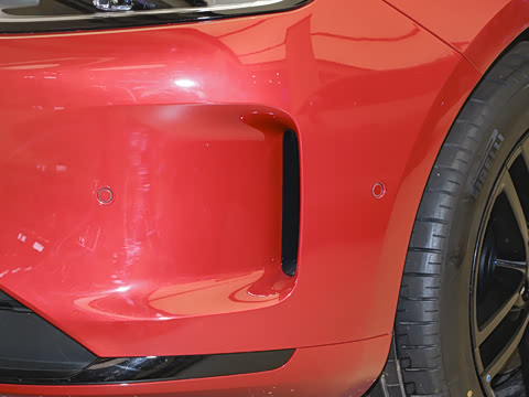 2025�� ����   Ultra ������