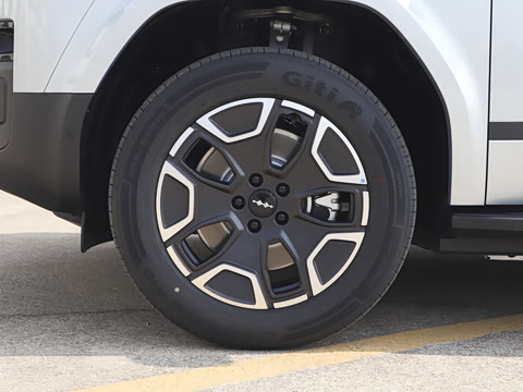 2026�� EV 675KM ���������