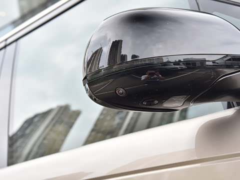 2026�� 3.0 L6 400PS HSE�����