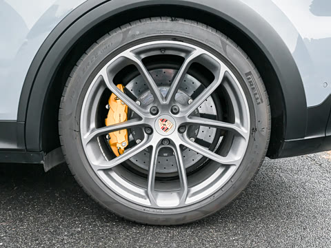 2025�� Cayenne Coup�� Turbo GT 4.0T