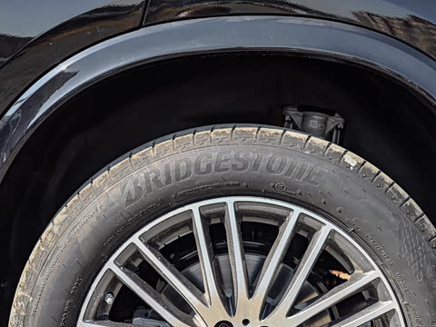 2026�� GLC 300 L 4MATIC ������ 7��