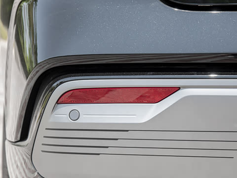 2026�� 225km EM-i Զ�����ǺӰ�