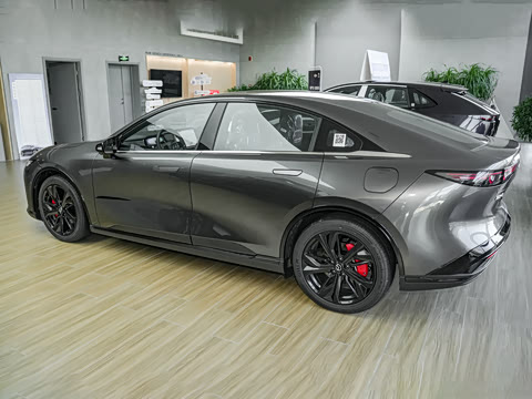 2026�� ����200 Pro�˶���