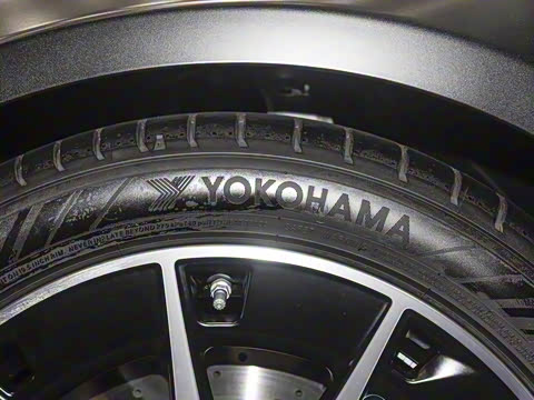 2025�� AMG CLE 53 4MATIC+ ���ܳ�