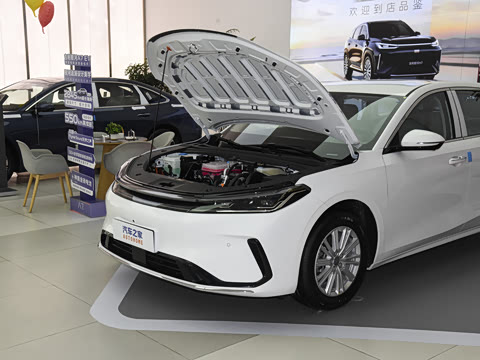 2026�� EV 550km ������