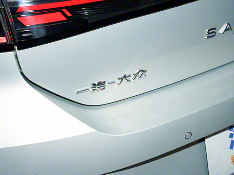 2026�� L 300TSI DSG ��Ӣ��