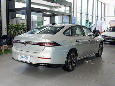 2026�� L 300TSI DSG ��Ӣ��