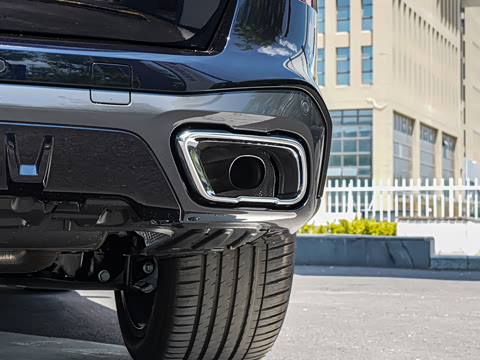 2025�� xDrive 30Li ������M�˶���ҹ��װ