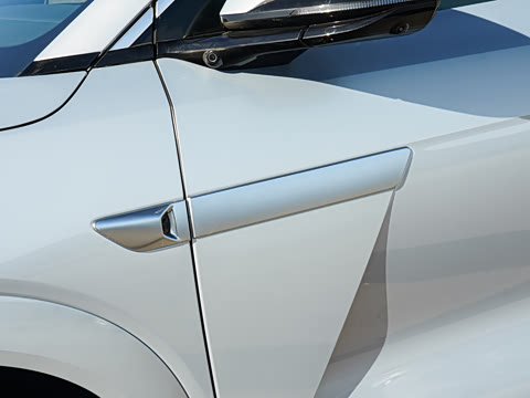 2025�� EV 670KM�����״�������