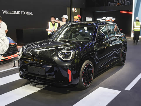 2025�� �Ŀ� JOHN COOPER WORKS