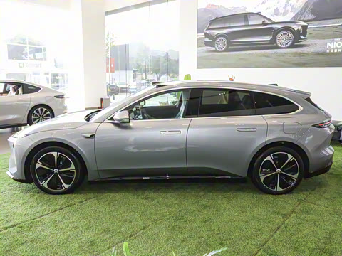 2025�� 100kWh Touring