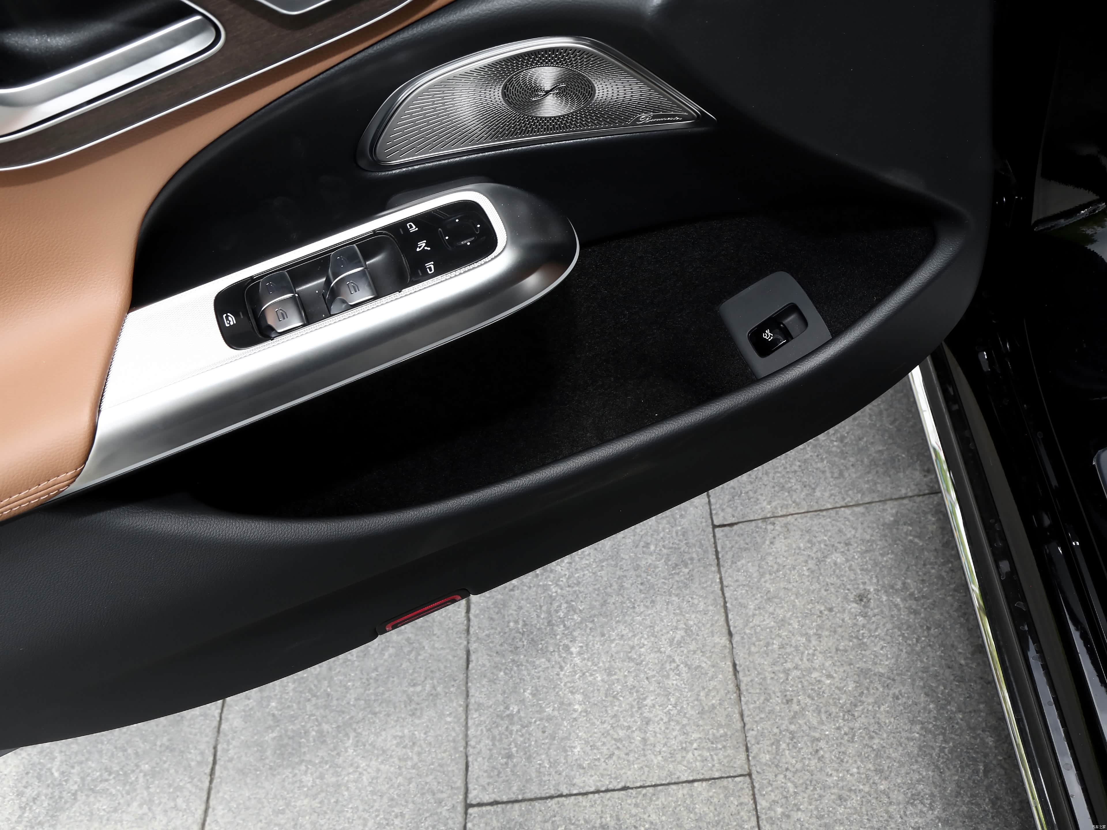 Mercedes-Benz E, миниатюра 27