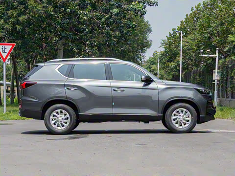 2025�� 2.2T  ������Խ�� 5�� ����