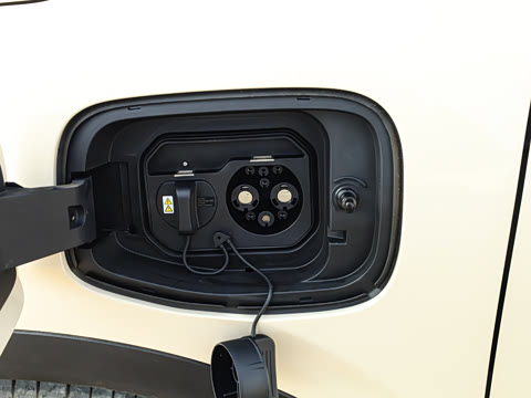 2026�� 525km �콢��