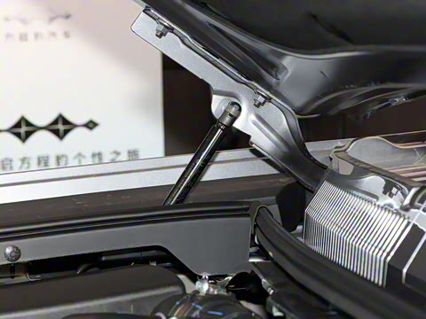 2025�� 210KM ����Ultra��