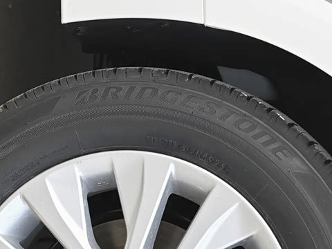 2026�� 1.2T �ȷ��