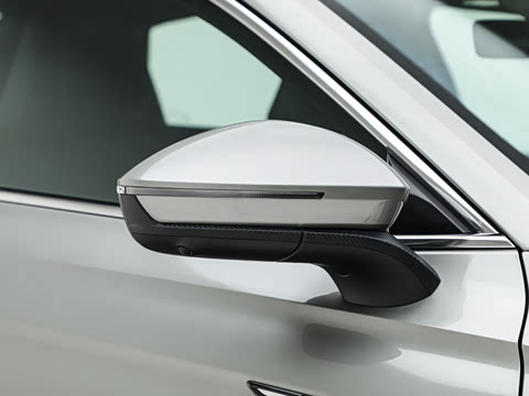 2027�� 2.0T DCT �����