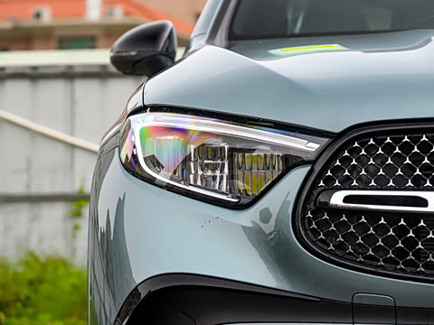 2025�� �Ŀ� GLC 300 4MATIC ����SUV