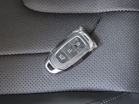 2026�� 1.5L CVT GLX��Ӣ��
