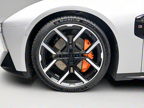 2025�� 750 ���������� Ultra