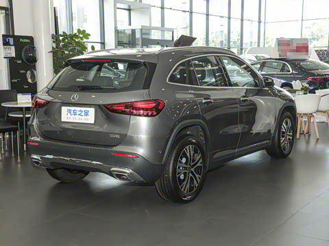2025�� �Ŀ� GLA 220