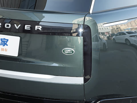 2026�� 3.0 L6 400PS AB�����