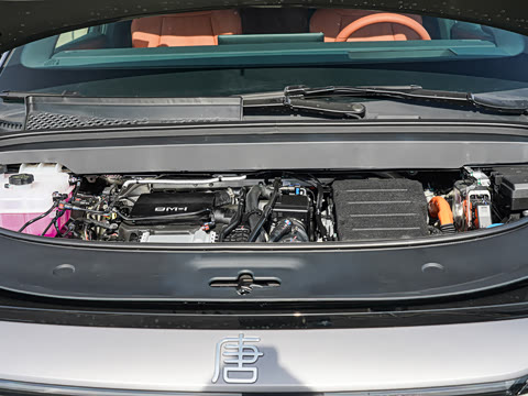 2025�� DM 215KM�����״��콢��