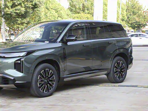 2025�� 205km Pro+��