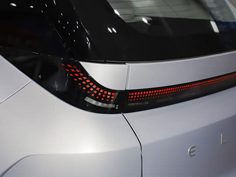 2025�� ����SMART�� 64.2kWh