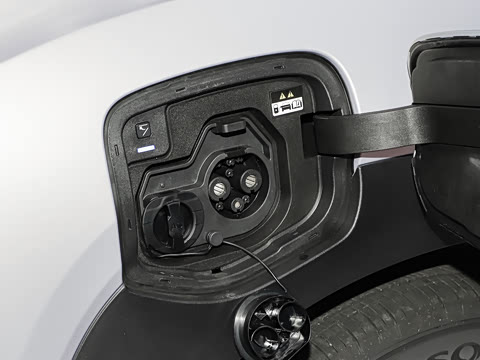 2025�� ����SMART�� 64.2kWh