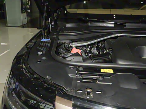 2024�� 3.0 L6 400PS SV���ٴ����ӳ��� 4��