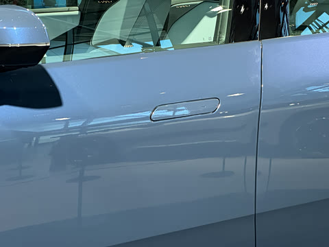 2026�� 50 xDrive