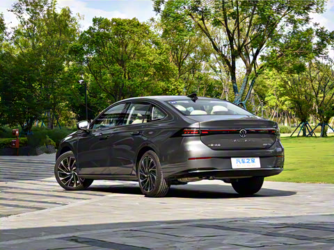 2026�� L 300TSI DSG ������