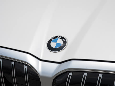 2026�� 525i M�˶���װ