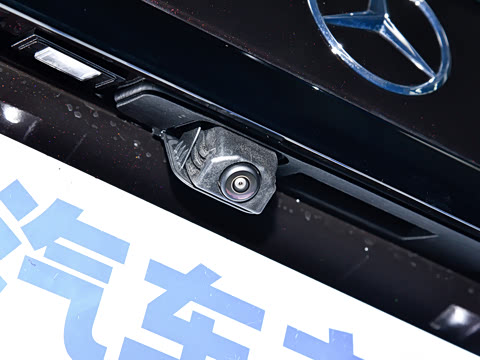 2026�� GLC 300 L 4MATIC ������ 7��