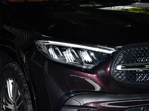 2026�� GLC 300 L 4MATIC ������ 7��