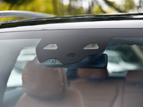 2026�� GLC 300 L 4MATIC ������ 5��